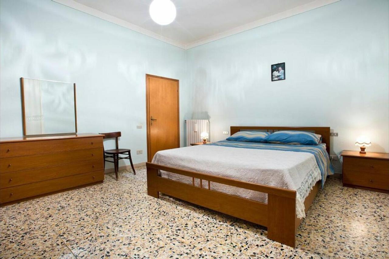 Affittacamere Porquier Crespina Esterno foto